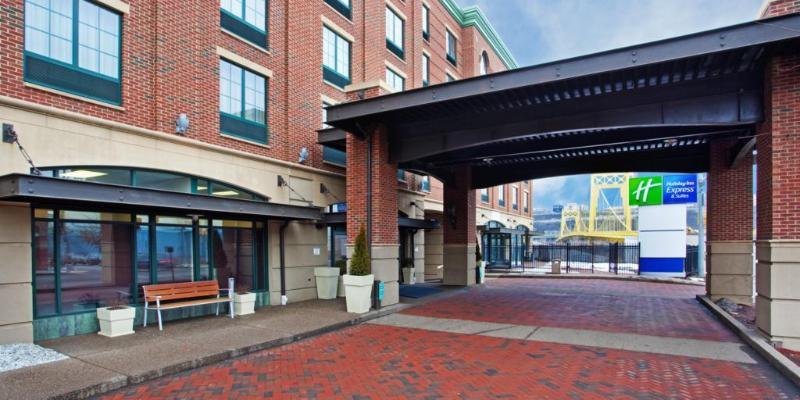 Holiday Inn Express Hotel & Suites Pittsburgh-South Side, An Ihg Hotel Bagian luar foto